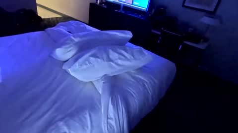 Snapshot of busy40somethingcpl chatting on November 1, 2025, 4:58 am busy40somethingcpl online show from November 1, 2025, 4:58 am