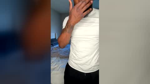 butternuttpeacan online show from March 6, 2026, 9:00 pm