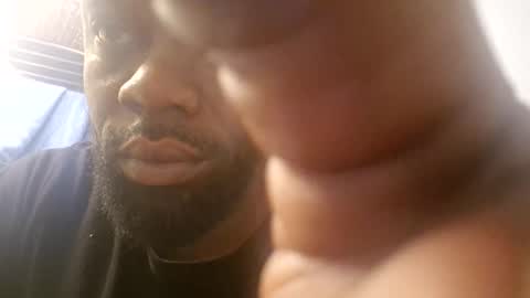 Snapshot of buzsy chatting on February 1, 2026, 12:04 pm Buzsy online show from February 1, 2026, 12:04 pm