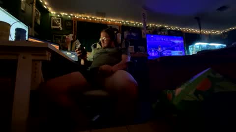 bwil91 online show from October 14, 2025, 6:03 am