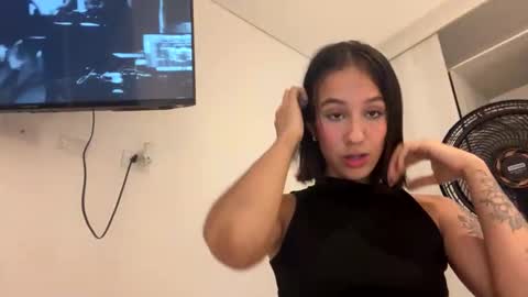 salome online show from November 19, 2025, 5:40 am