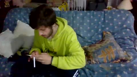 tu papii online show from February 15, 2025, 2:22 pm