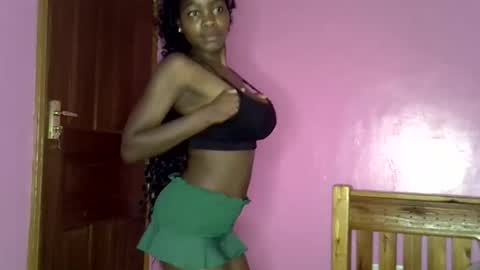 C--trish online show from September 18, 2025, 8:22 pm