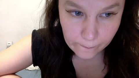 Lamb online show from October 5, 2025, 5:55 pm