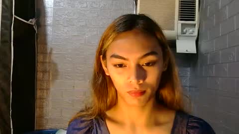 caitessa_bellemoir online show from May 26, 2026, 2:24 pm
