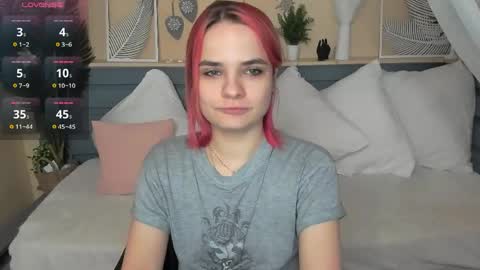 Gina online show from April 12, 2026, 10:42 am