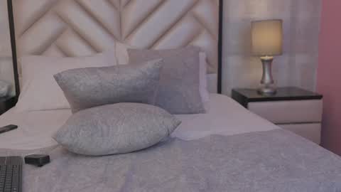 Caitlyn Millerr online show from June 14, 2026, 2:24 am