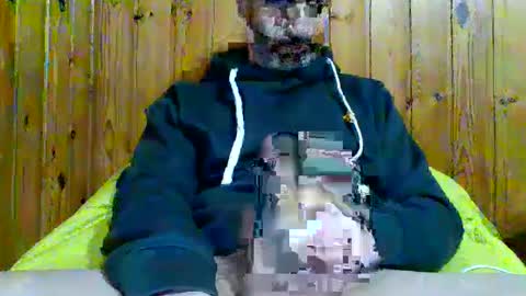 Snapshot of calabrese_1984 chatting on January 5, 2025, 4:06 pm calabrese_1984 online show from January 5, 2025, 4:06 pm