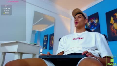 Valerio  online show from December 27, 2024, 11:53 pm