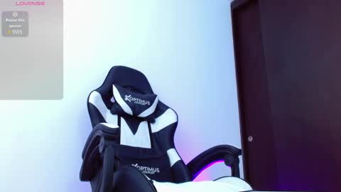 Valerio  online show from March 3, 2025, 7:17 pm