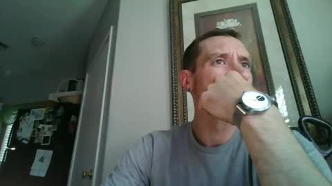 Snapshot of calbry82 chatting on November 3, 2025, 8:32 pm calbry82 online show from November 3, 2025, 8:32 pm