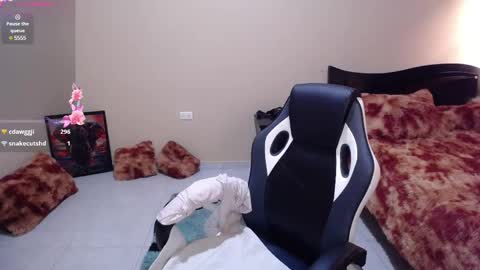 caliope_goddess1 online show from March 2, 2025, 4:32 pm