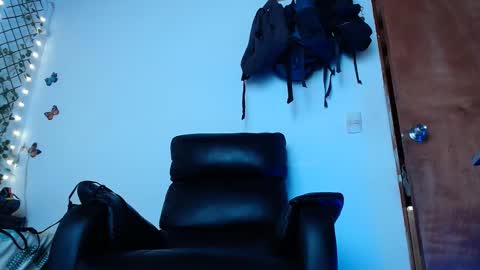 Calioppe 10 online show from March 9, 2025, 4:55 pm