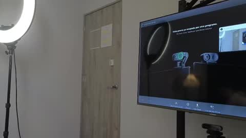 Calipso Parisi online show from April 18, 2026, 1:26 pm