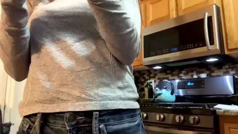 calishop1 online show from December 8, 2024, 12:51 am