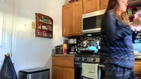 calishop1 online show from December 15, 2024, 5:10 pm