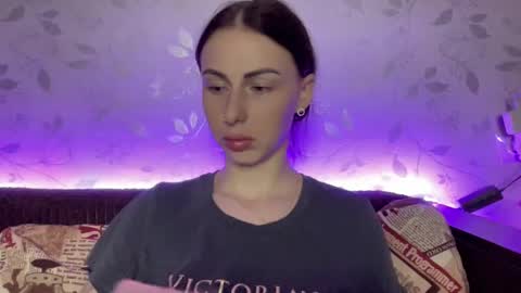 Anna online show from March 2, 2025, 7:56 pm