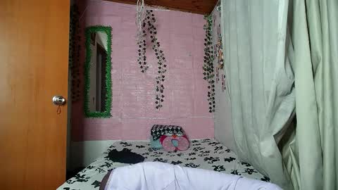 paula online show from February 4, 2026, 4:18 am