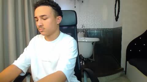 Snapshot of callumpike chatting on November 5, 2025, 12:05 pm CallumPike online show from November 5, 2025, 12:05 pm