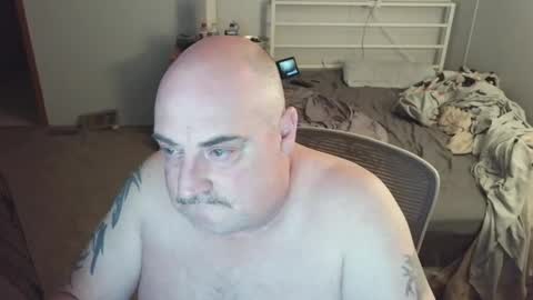 Snapshot of calvin420420 chatting on May 17, 2026, 4:54 am longjohn74 online show from May 17, 2026, 4:54 am