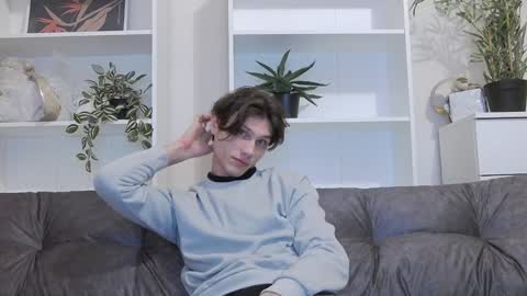 Snapshot of calvin_cay chatting on January 31, 2025, 7:29 pm Calvin online show from January 31, 2025, 7:29 pm