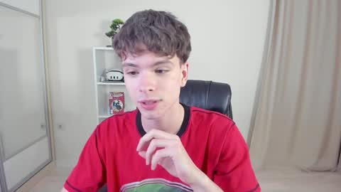 Hey I am Calvin  online show from February 1, 2025, 7:13 pm