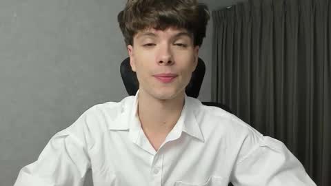 Hey I am Calvin  online show from March 6, 2026, 5:09 pm