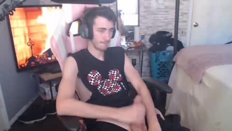 calvin_tanner online show from December 11, 2024, 8:28 pm