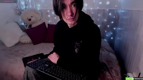 Calvin Owens online show from November 24, 2025, 3:17 am