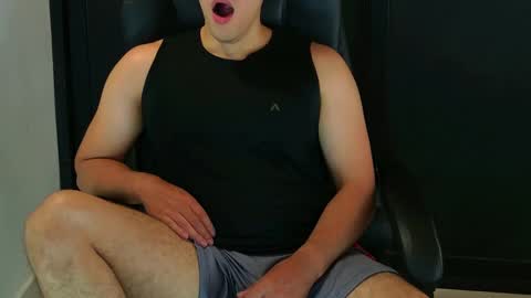 camara110 online show from January 31, 2025, 7:29 pm