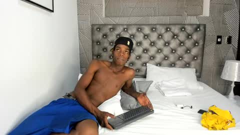 Snapshot of cambrownn chatting on May 26, 2026, 2:35 pm cambrownn online show from May 26, 2026, 2:35 pm