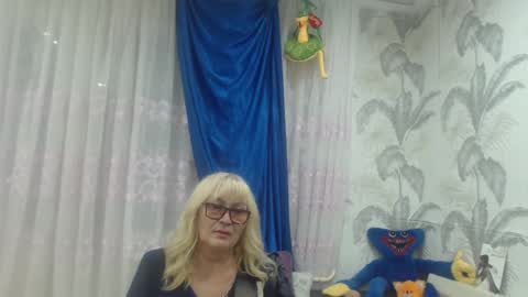 Snapshot of camdiva1 chatting on October 16, 2025, 3:57 pm CamDiva1 online show from October 16, 2025, 3:57 pm