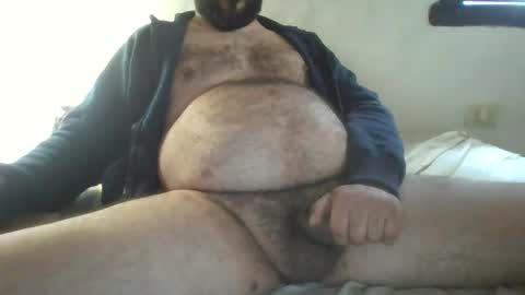 camera008 online show from October 24, 2025, 6:37 pm