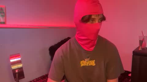 camcam online show from January 14, 2026, 10:36 pm