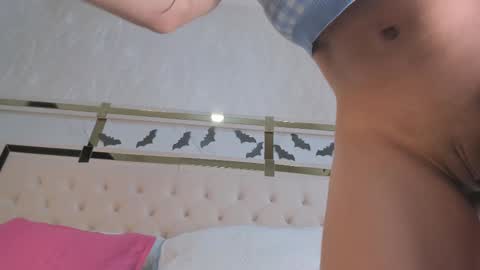 cameron_hearts online show from October 27, 2025, 12:20 pm