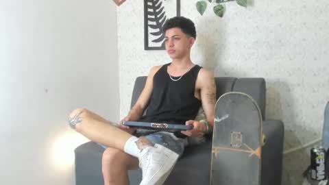 CAMERON online show from October 24, 2025, 1:40 pm