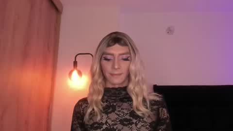 Snapshot of cameron_lyra chatting on February 7, 2026, 1:42 am Cameron online show from February 7, 2026, 1:42 am