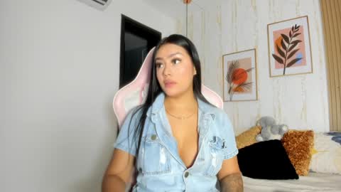 Cameron  online show from January 24, 2025, 7:39 pm