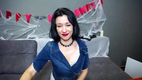 Cameronenns online show from October 25, 2025, 6:43 am