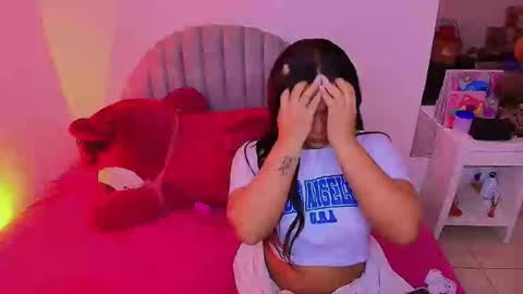Snapshot of cami_bunnygirlx chatting on June 7, 2026, 5:00 am CAMI online show from June 7, 2026, 5:00 am