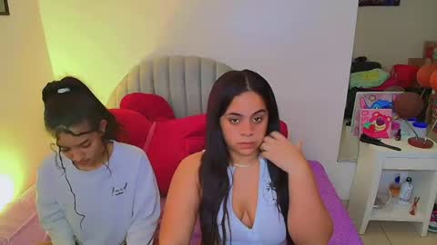 Snapshot of cami_bunnygirlx chatting on June 20, 2026, 5:21 am CAMI online show from June 20, 2026, 5:21 am