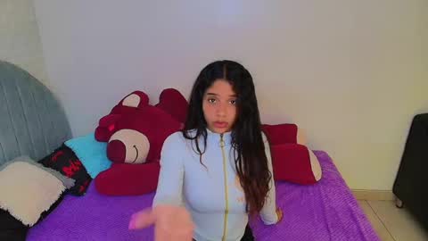 Snapshot of cami_bunnygirlx chatting on July 22, 2026, 6:32 pm CAMI online show from July 22, 2026, 6:32 pm