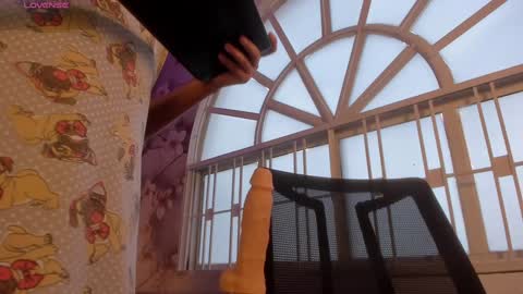   online show from December 10, 2024, 4:27 pm