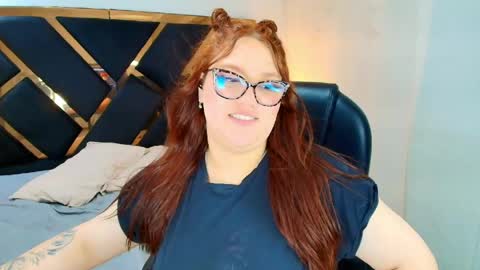 Camila Osorio online show from May 27, 2026, 1:57 am
