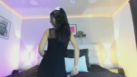 camiila  online show from May 30, 2026, 7:11 pm