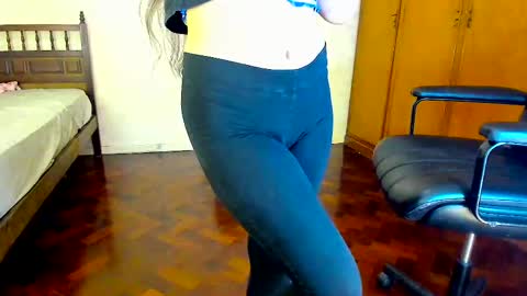 Cami online show from February 13, 2025, 7:24 am