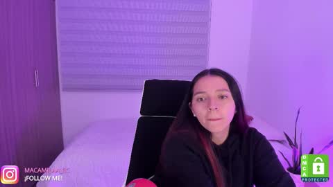 Snapshot of camila_ec2 chatting on November 17, 2025, 3:34 am C A M I online show from November 17, 2025, 3:34 am