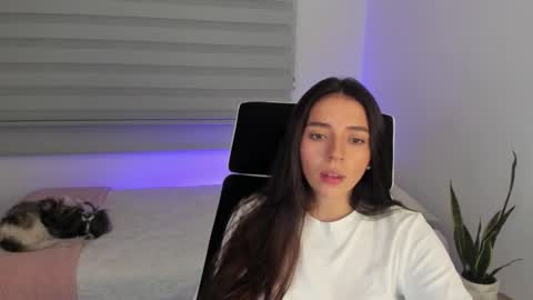 Snapshot of camila_ec2 chatting on March 21, 2026, 11:08 pm C A M I online show from March 21, 2026, 11:08 pm