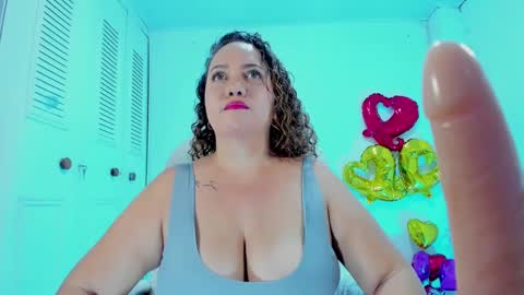 Snapshot of camilaa_foxxx chatting on February 13, 2025, 11:58 pm camilaa foxxx online show from February 13, 2025, 11:58 pm