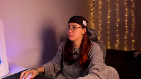 CAMILAA LEE  online show from October 28, 2025, 2:37 am